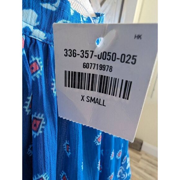 Hollister Women's Floral Boho V Neck Ruffled Short Sleeve Top Bright Blue XS New - Picture 7 of 13